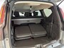 Dacia Jogger 155PK Hybrid Expression 7p. Automaat | DEMO | 7 Zitplaatsen | Camera | Parkeersensoren | Apple CarPlay/Android Auto | Cruise Control | Climate Control | Digital Cockpit | Armsteun | Licht & Regen Sensor |
