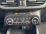 Ford Focus Wagon 1.0 EcoBoost Hybrid Titanium | Trekhaak | Stoel, stuur en voorruitverwarming | Cruise | Climate