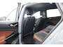 Volkswagen ID.4 Pro Performance Business 77 kWh | Warmtepomp | SOH 92.1% | Dig. Cockpit | Adapt. Cruise | Trekhaak | Keyless | Camera | Apple CarPlay | Stoelverw. |