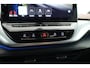 Volkswagen ID.4 Pro Performance Business 77 kWh | Warmtepomp | SOH 92.1% | Dig. Cockpit | Adapt. Cruise | Trekhaak | Keyless | Camera | Apple CarPlay | Stoelverw. |