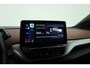 Volkswagen ID.4 Pro Performance Business 77 kWh | Warmtepomp | SOH 92.1% | Dig. Cockpit | Adapt. Cruise | Trekhaak | Keyless | Camera | Apple CarPlay | Stoelverw. |