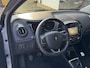 Renault Captur 0.9 TCe Limited - Navigatie I Airco I PDC I Cruise control I Sport velgen I LED I Dealer onderhouden