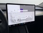 Tesla Model Y RWD 300PK LFP Accu Trekhaak Spoiler 20"lm Warmtepomp Leer PanoDak Navi Premium-Audio Ecc Adap.Cruise Camera's Traffic-Aware-Cruise+Sturen AI FSD-3 Computer SOH 92% Stuur+Stoelverwarming Led Traffic-Aware Cruise Control Toybox Elek.Achterklep 1.600KG Trekgewicht 1e Eigenaar Origineel Nederlandse Auto