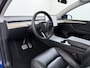 Tesla Model Y RWD 300PK LFP Accu Trekhaak Spoiler 20"lm Warmtepomp Leer PanoDak Navi Premium-Audio Ecc Adap.Cruise Camera's Traffic-Aware-Cruise+Sturen AI FSD-3 Computer SOH 92% Stuur+Stoelverwarming Led Traffic-Aware Cruise Control Toybox Elek.Achterklep 1.600KG Trekgewicht 1e Eigenaar Origineel Nederlandse Auto