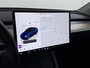 Tesla Model Y RWD 300PK LFP Accu Trekhaak Spoiler 20"lm Warmtepomp Leer PanoDak Navi Premium-Audio Ecc Adap.Cruise Camera's Traffic-Aware-Cruise+Sturen AI FSD-3 Computer SOH 92% Stuur+Stoelverwarming Led Traffic-Aware Cruise Control Toybox Elek.Achterklep 1.600KG Trekgewicht 1e Eigenaar Origineel Nederlandse Auto
