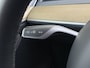Tesla Model Y RWD 300PK LFP Accu Trekhaak Spoiler 20"lm Warmtepomp Leer PanoDak Navi Premium-Audio Ecc Adap.Cruise Camera's Traffic-Aware-Cruise+Sturen AI FSD-3 Computer SOH 92% Stuur+Stoelverwarming Led Traffic-Aware Cruise Control Toybox Elek.Achterklep 1.600KG Trekgewicht 1e Eigenaar Origineel Nederlandse Auto