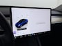 Tesla Model Y RWD 300PK LFP Accu Trekhaak Spoiler 20"lm Warmtepomp Leer PanoDak Navi Premium-Audio Ecc Adap.Cruise Camera's Traffic-Aware-Cruise+Sturen AI FSD-3 Computer SOH 92% Stuur+Stoelverwarming Led Traffic-Aware Cruise Control Toybox Elek.Achterklep 1.600KG Trekgewicht 1e Eigenaar Origineel Nederlandse Auto