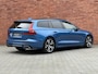 Volvo V60 B3 R-Design | Elektrisch Verstelbare Sportstoelen | Harman Kardon Geluidsinstallatie | Stoelverwarming | Elektrisch Afneembare Trekhaak | Dodehoek Detectie | Adaptieve Cruise Control