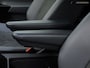 Volkswagen ID.4 Pro 77 kWh SOH 94% (ALCANTARA,STOELVERWARMING,APPLE CARPLAY,LED VERLICHTING,PARKEERSENSOREN,TREKHAAK,LM-VELGEN)