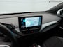 Volkswagen ID.4 Pro 77 kWh SOH 94% (ALCANTARA,STOELVERWARMING,APPLE CARPLAY,LED VERLICHTING,PARKEERSENSOREN,TREKHAAK,LM-VELGEN)