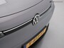 Volkswagen ID.4 Pro 77 kWh SOH 94% (ALCANTARA,STOELVERWARMING,APPLE CARPLAY,LED VERLICHTING,PARKEERSENSOREN,TREKHAAK,LM-VELGEN)