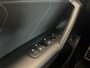 Volkswagen Tiguan 1.5 TSI R-Line Business+ PANO/TREKHAAK/STUURVERWARMING/CARPLAY/LED