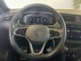 Volkswagen Tiguan 1.5 TSI R-Line Business+ PANO/TREKHAAK/STUURVERWARMING/CARPLAY/LED