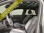 Volkswagen T-Roc 1.5 TSI R-LINE BLACK/PANO/19 INCH/IQ LIGHT/IQ DRIVE/EL A KLEP/ENZ