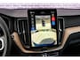 Volvo XC60 2.0 T6 Plug-in hybrid AWD Ultra Dark | Stoel-/Stuurverwarming | Getint Glas | Head-up Display | Adaptieve Cruise Control | Luchtvering | Trekhaak | BLIS |