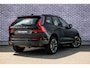 Volvo XC60 2.0 T6 Plug-in hybrid AWD Ultra Dark | Stoel-/Stuurverwarming | Getint Glas | Head-up Display | Adaptieve Cruise Control | Luchtvering | Trekhaak | BLIS |