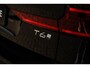 Volvo XC60 T6 350 pk Plug-in hybrid AWD Ultra Dark | Luchtvering | Trekhaak 2.250 kg | BLIS | Stoel-/Stuurverwarming | Getint Glas | Head-up Display | Adaptieve Cruise Control |
