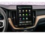 Volvo XC60 T6 350 pk Plug-in hybrid AWD Ultra Dark | Luchtvering | Trekhaak 2.250 kg | BLIS | Stoel-/Stuurverwarming | Getint Glas | Head-up Display | Adaptieve Cruise Control |