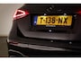 Mercedes-Benz A-klasse 200 Business Solution AMG | PANORAMADAK | SFEERVERLICHTING | HALF LEDER | STOELVERWARMING | CAMERA