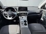 Hyundai Kona Electric EV Comfort 64 kWh / Warmtepomp / SOH 100% / Navigatie / Krell audio / All season banden / Dealeronderhouden / Fabrieksgarantie t/m 03-27 /