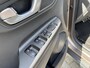Hyundai Kona Electric EV Comfort 64 kWh / Warmtepomp / SOH 100% / Navigatie / Krell audio / All season banden / Dealeronderhouden / Fabrieksgarantie t/m 03-27 /