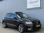 Volkswagen Tiguan 1.4 TSI ACT Connected Series R-Line/Schuifdak.