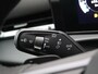 Volkswagen T-Roc 1.5 eTsi R-Line First Edition 150PK DSG Pano-Schuifdak, Trekhaak, Black Style, 20" LM Velgen, Keyless, Side Asisst, Matrix LED-Verlichting, Achteruitrijcamera