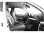 Toyota Yaris Cross 1.5 Hybrid Executive | Parkeer sensoren Stoelverwarming | Apple carplay & Android auto |