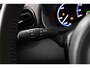 Toyota Yaris Cross 1.5 Hybrid Executive | Parkeer sensoren Stoelverwarming | Apple carplay & Android auto |