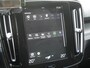 Volvo XC40 1.5 T3 Momentum Business | Zwart dak | Navigatie | Adaptieve Cruise control | Camera | Elektrische achterklep | Elektrisch verstelbare stoelen met geheugen
