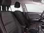 Kia Stonic DynamicLine 1.0 T-GDi MHEV | LED-koplampen | Cruise Control | Achteruitrijcamera | Dakrails | lichtmetalen velgen | Digitaal Dashboard Appel CarPlay/Android Auto | Climate Control |
