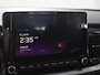 Kia Stonic DynamicLine 1.0 T-GDi MHEV | LED-koplampen | Cruise Control | Achteruitrijcamera | Dakrails | lichtmetalen velgen | Digitaal Dashboard Appel CarPlay/Android Auto | Climate Control |