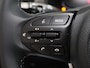 Kia Stonic DynamicLine 1.0 T-GDi MHEV | LED-koplampen | Cruise Control | Achteruitrijcamera | Dakrails | lichtmetalen velgen | Digitaal Dashboard Appel CarPlay/Android Auto | Climate Control |