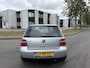 Volkswagen Golf 1.6-16V Ocean 5-Deurs 105 PK. Leuke en fijn rijdende inruilauto met nieuwe APK !!!