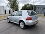 Volkswagen Golf 1.6-16V Ocean 5-Deurs 105 PK. Leuke en fijn rijdende inruilauto met nieuwe APK !!!