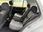 Volkswagen Golf 1.6-16V Ocean 5-Deurs 105 PK. Leuke en fijn rijdende inruilauto met nieuwe APK !!!
