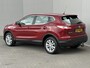 Nissan Qashqai 1.6 Acenta 163PK / Trekhaak (1500 KG) / Cruise control / 100% dealeronderhouden / Lichtmetalen velgen / Parkeersensoren voor + achter