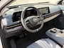 Nissan Ariya Evolve 91 kWh / SOH 99% / Stoelverwarming voor en achter / Schuif-kantel dak / Stoelventilatie / Stuurverwarming / 100% dealer onderhouden / Elektrisch verstelbare stoelen met geheugen / Elektrische achterklep / Adaptieve cruise control