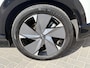 Nissan Ariya Evolve 91 kWh / SOH 99% / Stoelverwarming voor en achter / Schuif-kantel dak / Stoelventilatie / Stuurverwarming / 100% dealer onderhouden / Elektrisch verstelbare stoelen met geheugen / Elektrische achterklep / Adaptieve cruise control