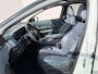 Nissan Ariya Evolve 91 kWh / SOH 99% / Stoelverwarming voor en achter / Schuif-kantel dak / Stoelventilatie / Stuurverwarming / 100% dealer onderhouden / Elektrisch verstelbare stoelen met geheugen / Elektrische achterklep / Adaptieve cruise control