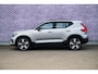 Volvo XC40 Recharge Plus 70 kWh | Adaptieve Cruise Control | Dodehoek Detectie | Stoel en Stuurverwarming | 20” | Nubuck Bekleding |