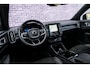 Volvo XC40 Recharge Plus 70 kWh | Adaptieve Cruise Control | Dodehoek Detectie | Stoel en Stuurverwarming | 20” | Nubuck Bekleding |