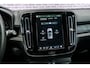 Volvo XC40 Recharge Plus 70 kWh | Adaptieve Cruise Control | Dodehoek Detectie | Stoel en Stuurverwarming | 20” | Nubuck Bekleding |