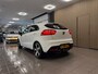 Kia Rio 1.2 CVVT World Cup Edition Plus * 66.887 km + NAP / Leder / Cruise control / LM Velgen / NL Auto *