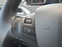Peugeot 2008 1.2 VTi Active Full map navigatie | Parkeersensoren | Climate control | Cruise control | Distributie vervangen