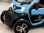 Renault Twizy Life (45 KMH, BROMMER KENTEKEN, ZWART LEDER, PARKEERSENSOREN, SPORTSTOEL, NIEUWSTAAT)