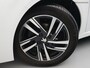 Peugeot 208 1.2 PureTech Allure (APPLE CARPLAY,LED VERLICHTING,PARKEERSENSOREN,CLIMATE,CRUISE,LM-VELGEN,TOPCONDITIE)