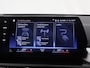 BMW iX1 xDrive30 Launch Edition 67 kWh | M-Pakket | Harman/Kardon Audio | Sportstoelen | Ele.wegklapbare trekhaak | Curved Display | Panoramadak | HUD | Camera | DAB | Apple CarPlay | Ele. kofferdeksel |