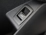 BMW iX1 xDrive30 Launch Edition 67 kWh | M-Pakket | Harman/Kardon Audio | Sportstoelen | Ele.wegklapbare trekhaak | Curved Display | Panoramadak | HUD | Camera | DAB | Apple CarPlay | Ele. kofferdeksel |