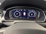 Volkswagen Passat 1.4 TSI 218pk DSG PHEV GTE Business · Camera · Wegklapbare Trekhaak · Apple/Android Car Play · P-Sensoren · 17'' Inch ·